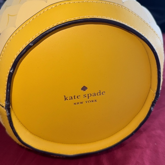 Kate spade new pineapple purse - Picture 4 of 9